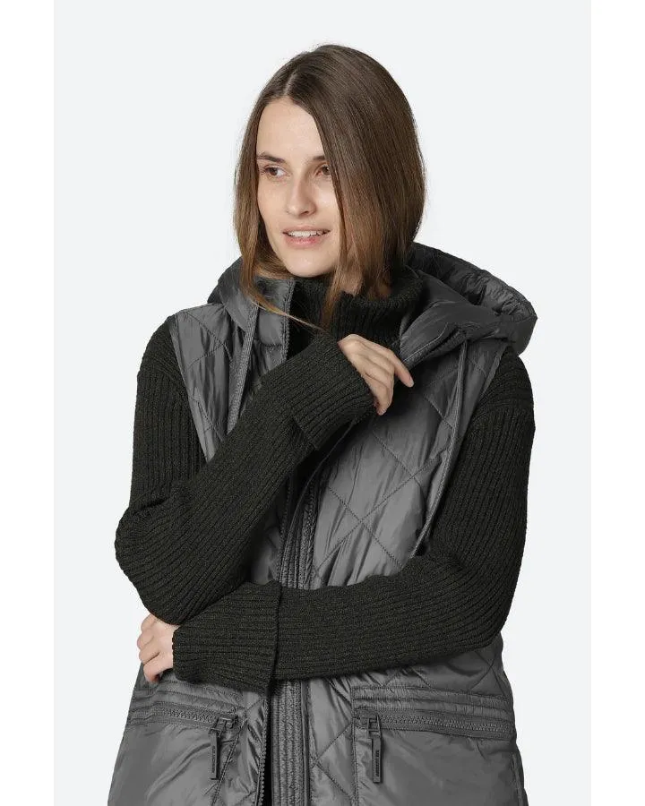 Aerial02 Quilted Hooded Long Vest