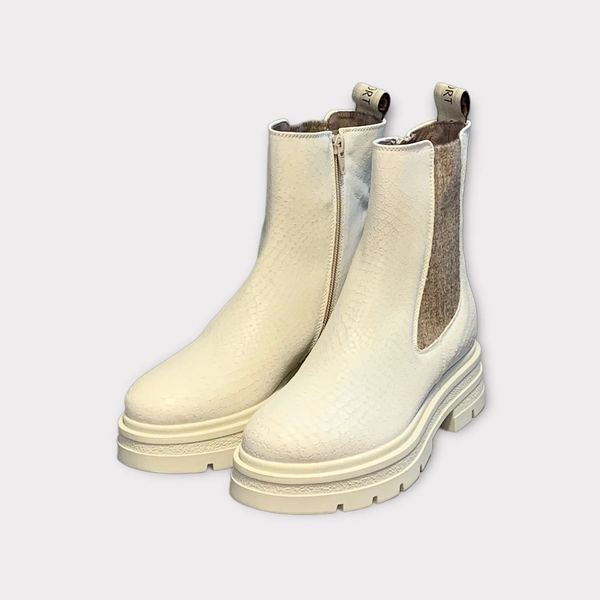 DL Sport Chelsea Boot Off-White