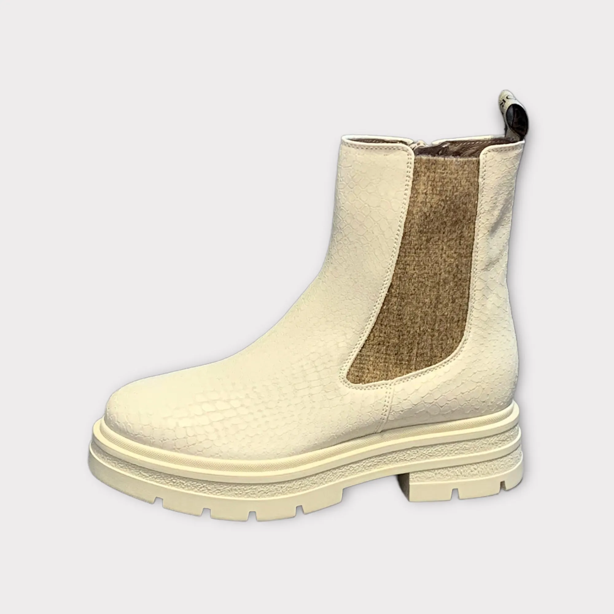 DL Sport Chelsea Boot Off-White