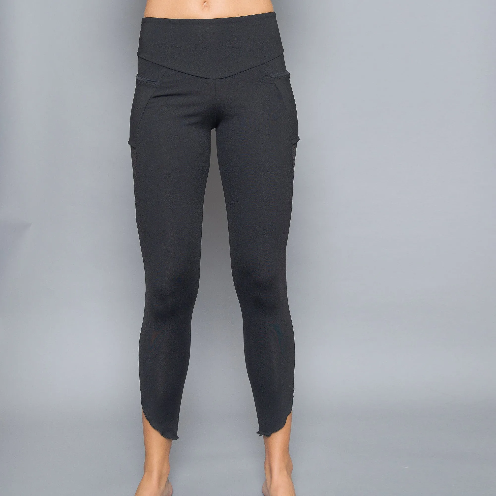 Mosaic Inverted Pocket Legging