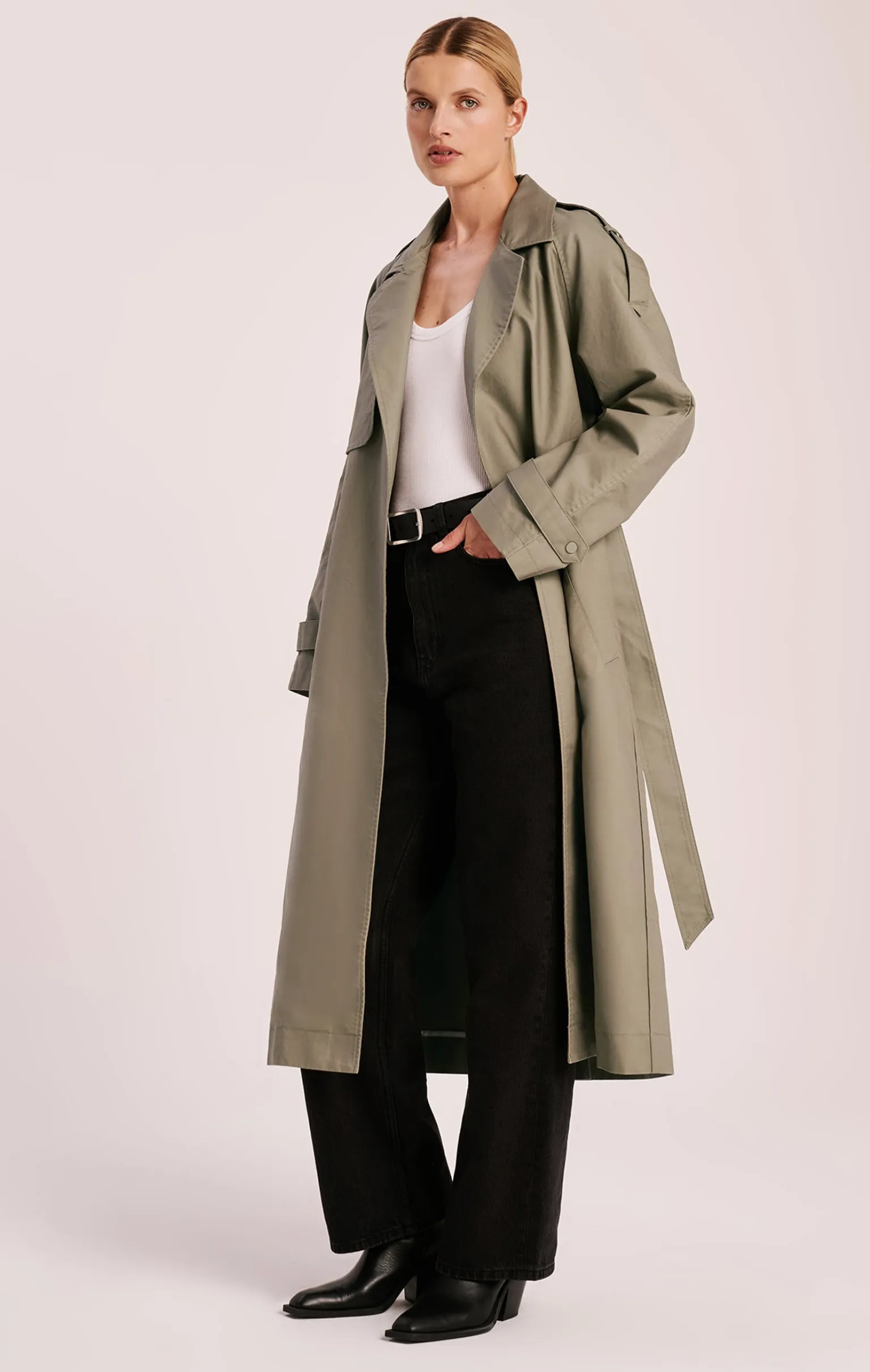 Nude Lucy Frieda Trench