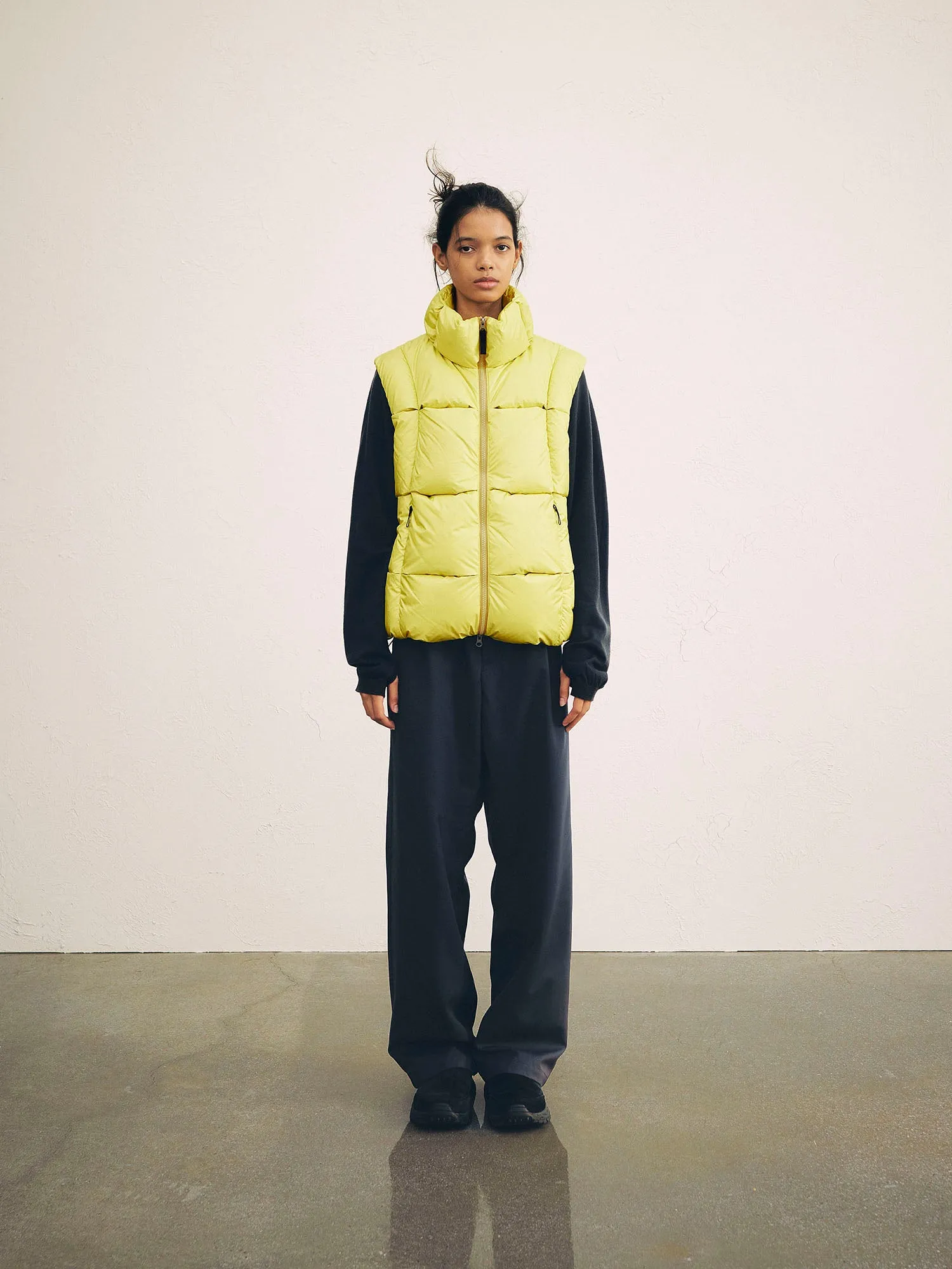 Three-Dimensional Down Vest