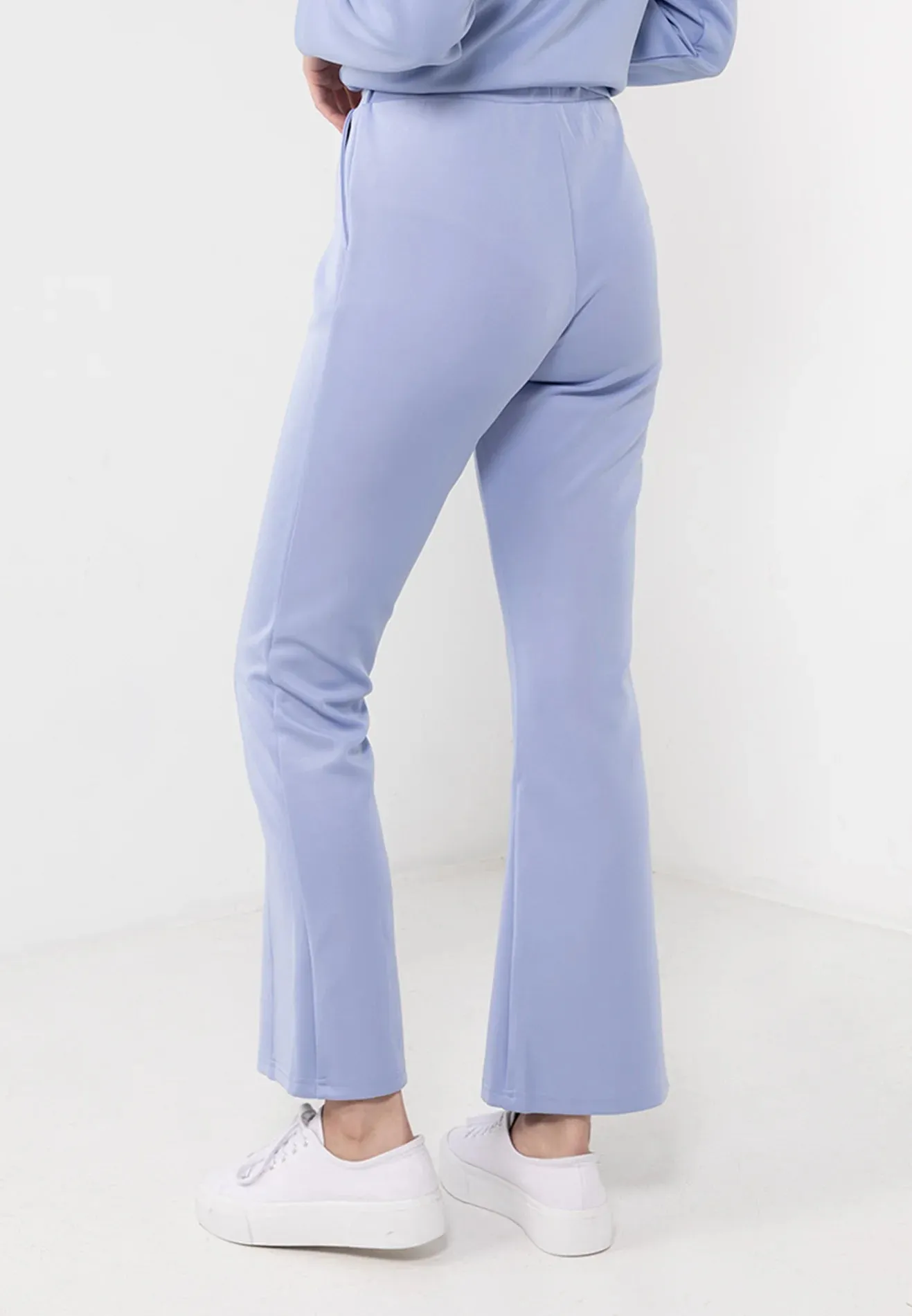 VOIR JEANS Stretchable Waistband Flared Pants