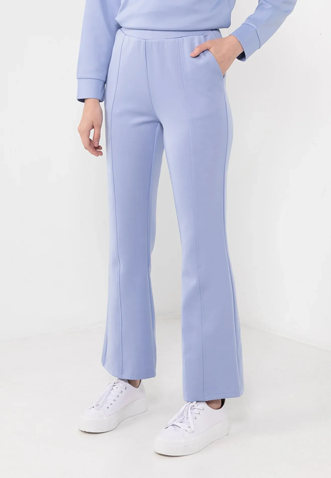 VOIR JEANS Stretchable Waistband Flared Pants